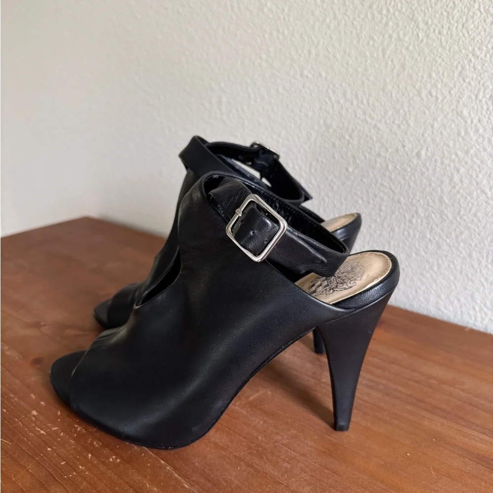 Vince Camuto Aveeria Black Leather Ankle Strap Heeled Sandal Peep Toe Size 10M
